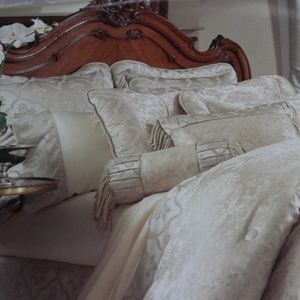 MONMARTRE LUXURY JACQUARD HEM QUEEN SHEET SET - BEIGE/SAGE - 4PC - NEW